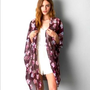 Women’s American Eagle Floral Shell